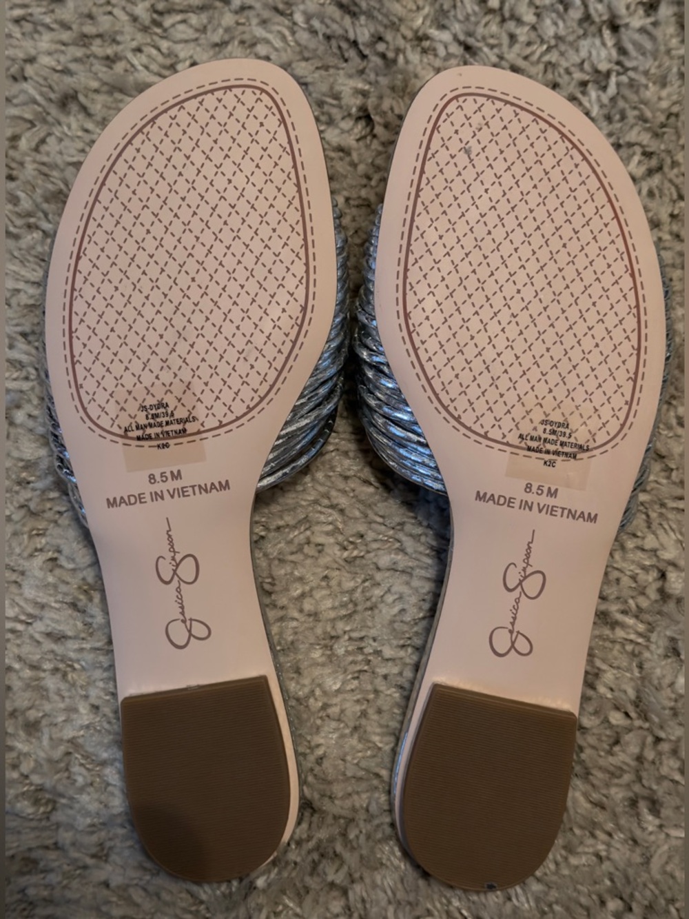 JESSICA SIMPSON Dydra Silver Knot-Front Slide Sandals - Picture 9 of 15